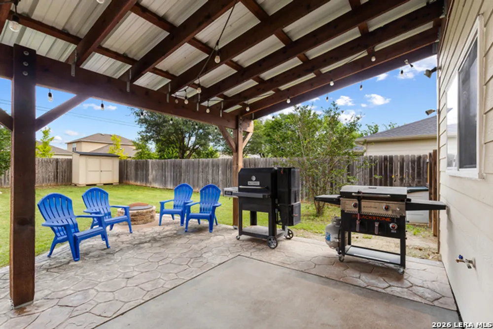 105 Hawks Meadows, Schertz, TX 78154