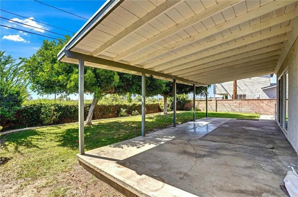 13527 Raceland Rd, La Mirada, CA 90638