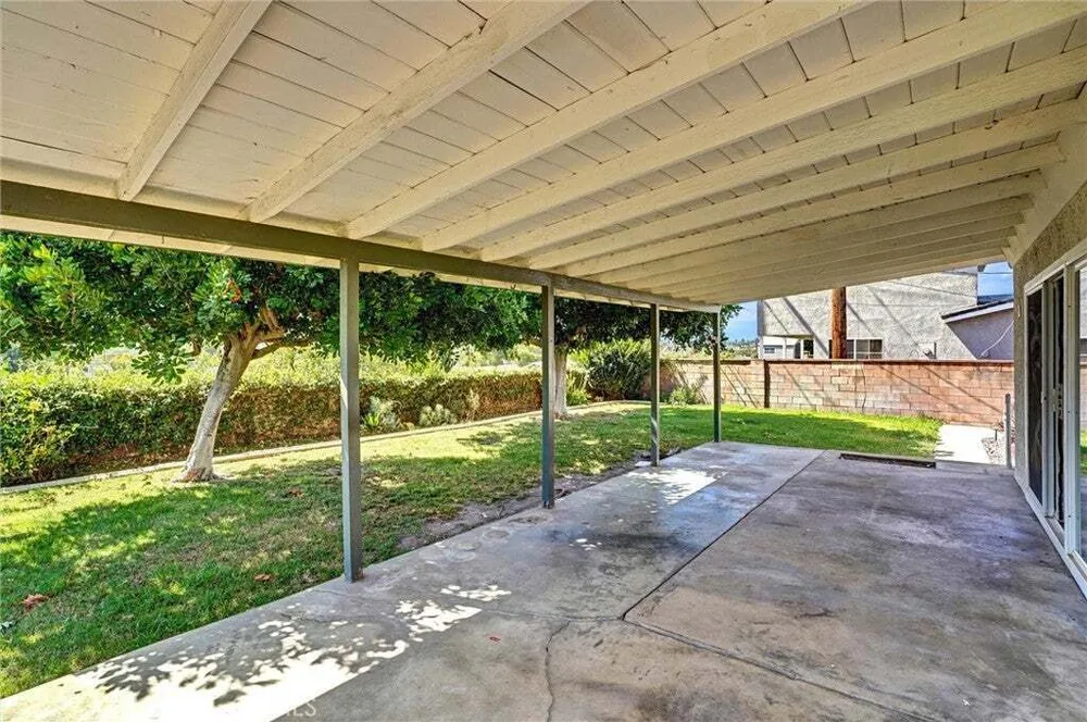 13527 Raceland Rd, La Mirada, CA 90638