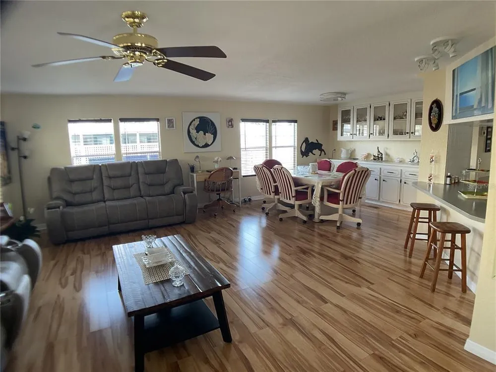 2100 Kings Hwy, Port Charlotte, FL 33980