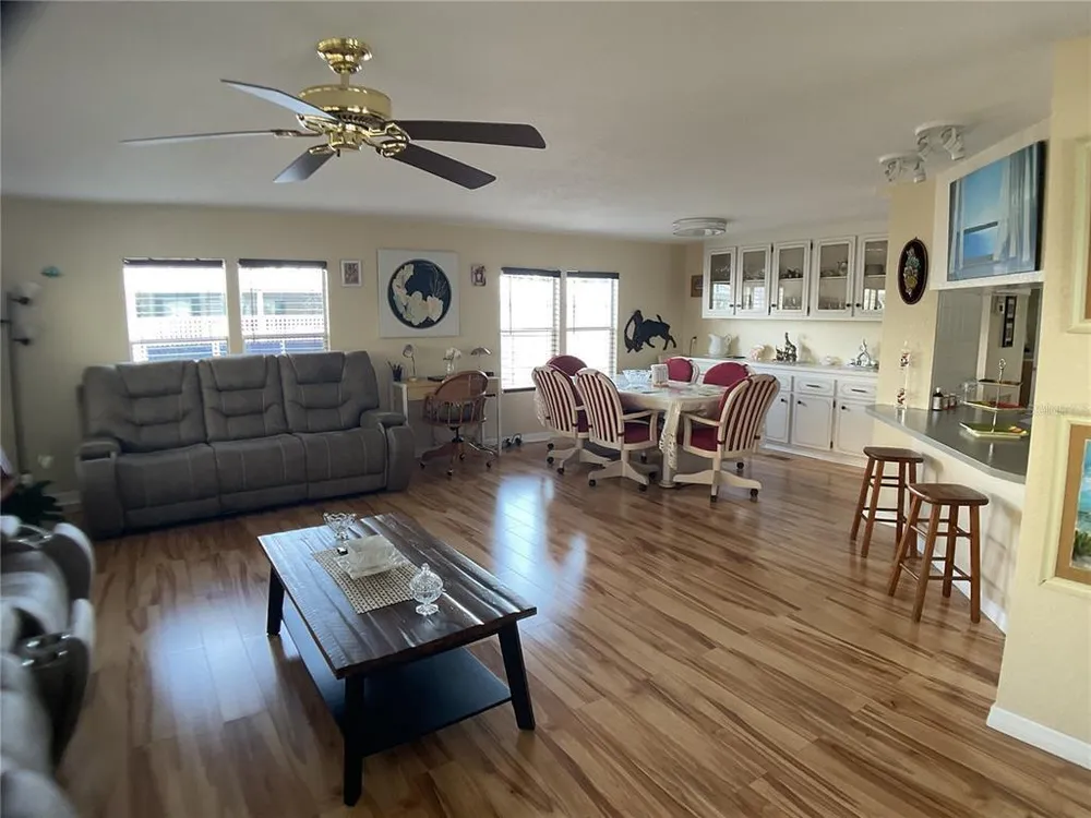 2100 Kings Hwy, Port Charlotte, FL 33980