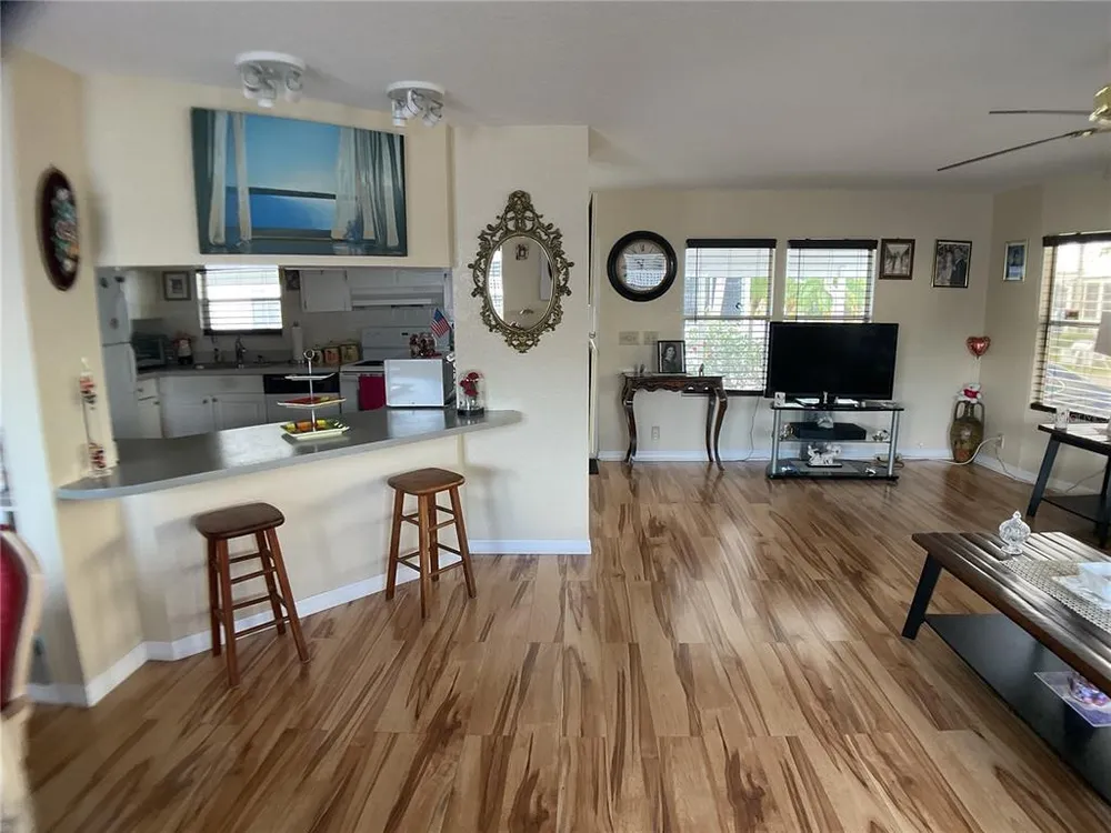 2100 Kings Hwy, Port Charlotte, FL 33980