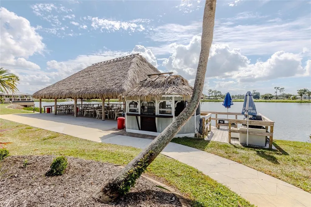 2100 Kings Hwy, Port Charlotte, FL 33980