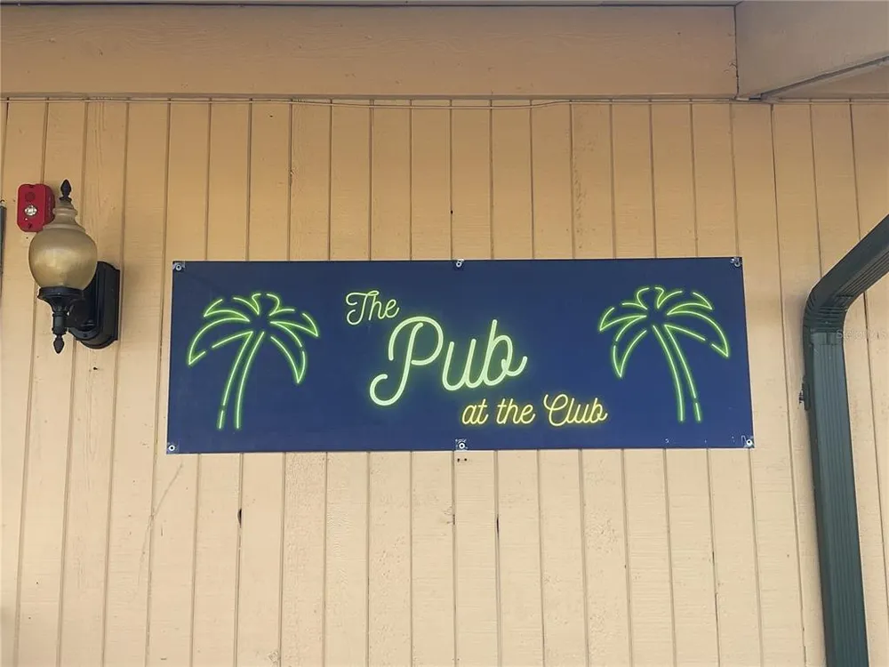 2100 Kings Hwy, Port Charlotte, FL 33980