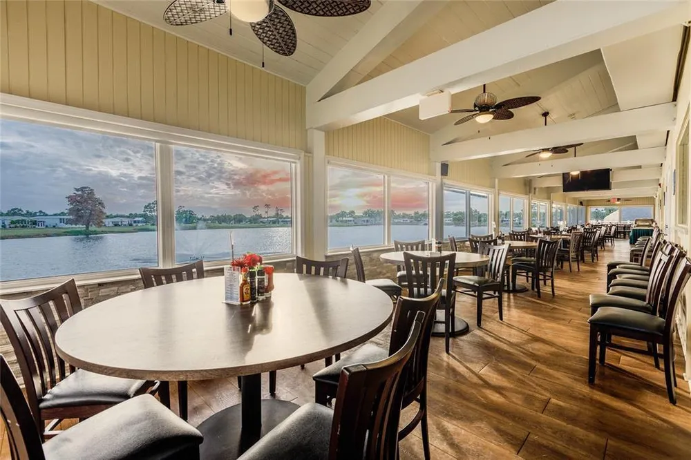 2100 Kings Hwy, Port Charlotte, FL 33980
