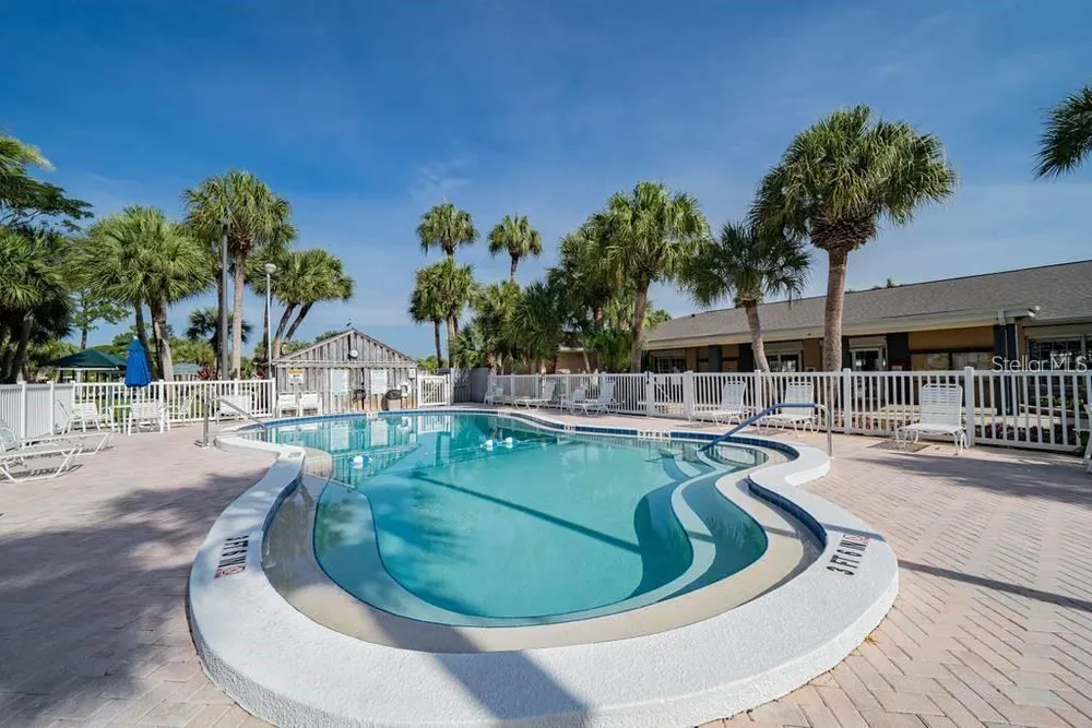 2100 Kings Hwy, Port Charlotte, FL 33980