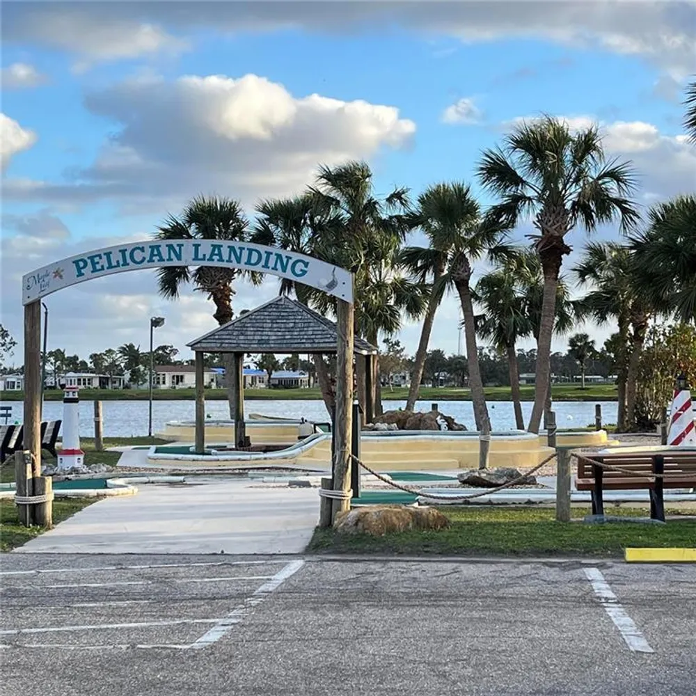 2100 Kings Hwy, Port Charlotte, FL 33980