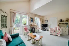 Pound Lane, Marlow, SL7 photo 7
