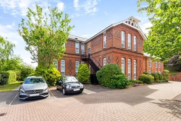 Bankside House, Elm Road, Winchester