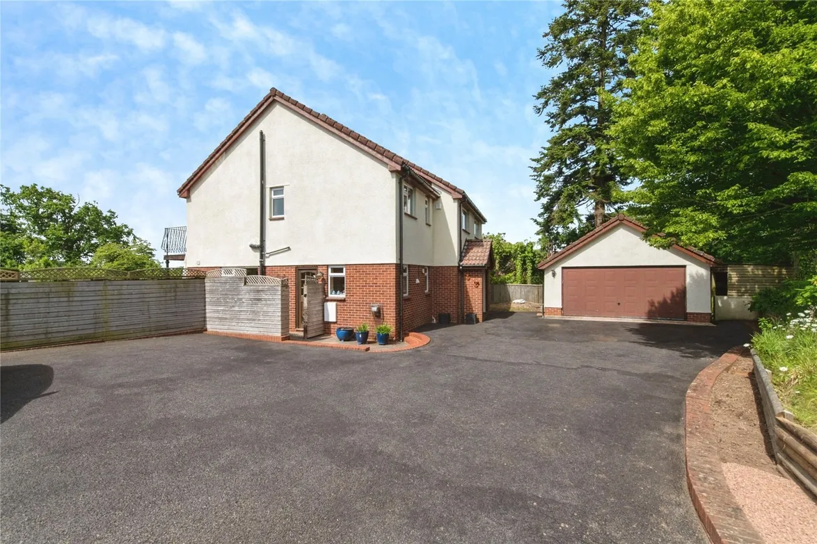 Village Way, Aylesbeare, Exeter, Devon, EX5