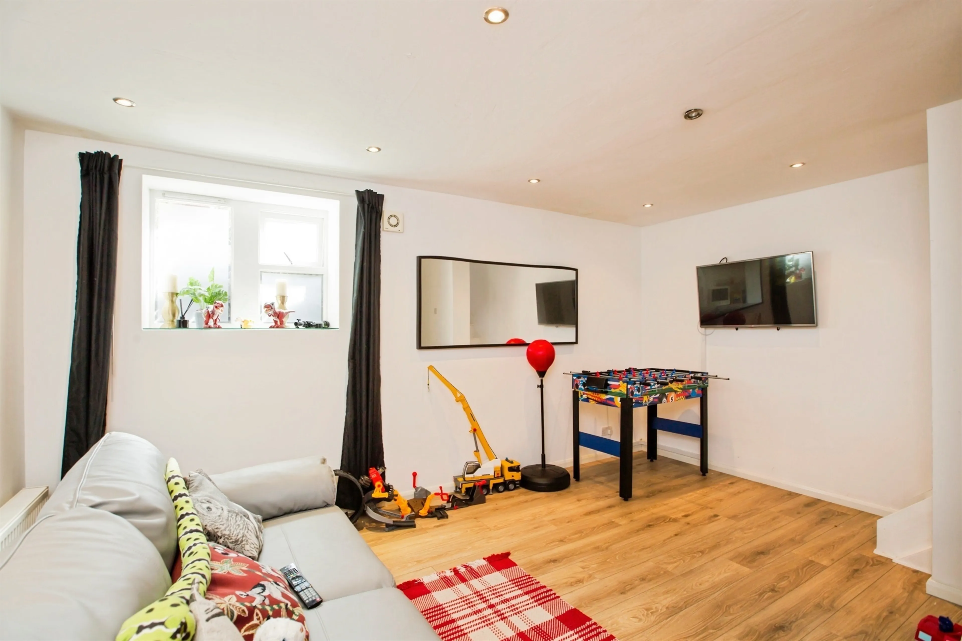 Property at Ripon Terrace, HALIFAX