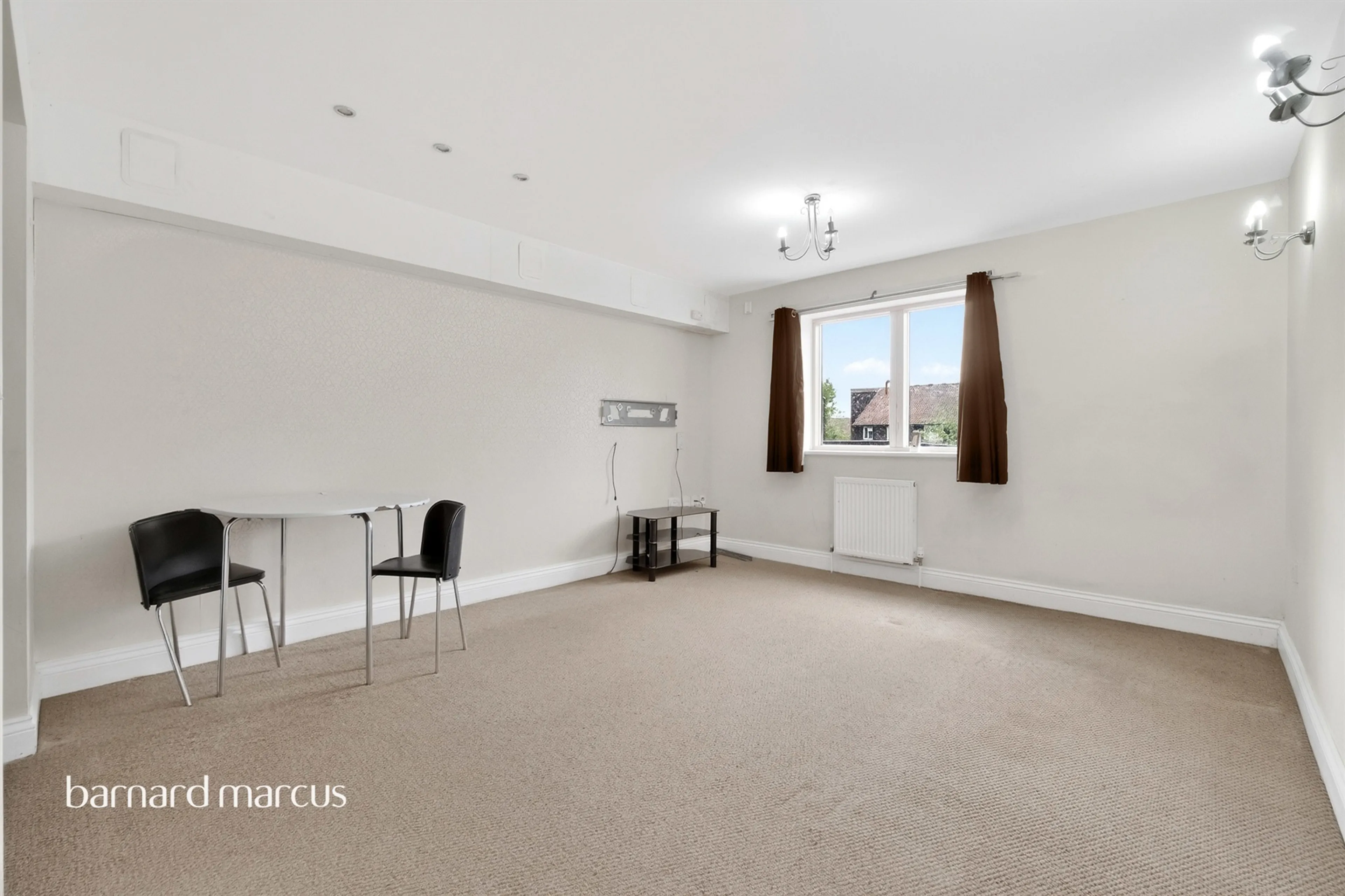 Property at Sanderstead Road, South Croydon
