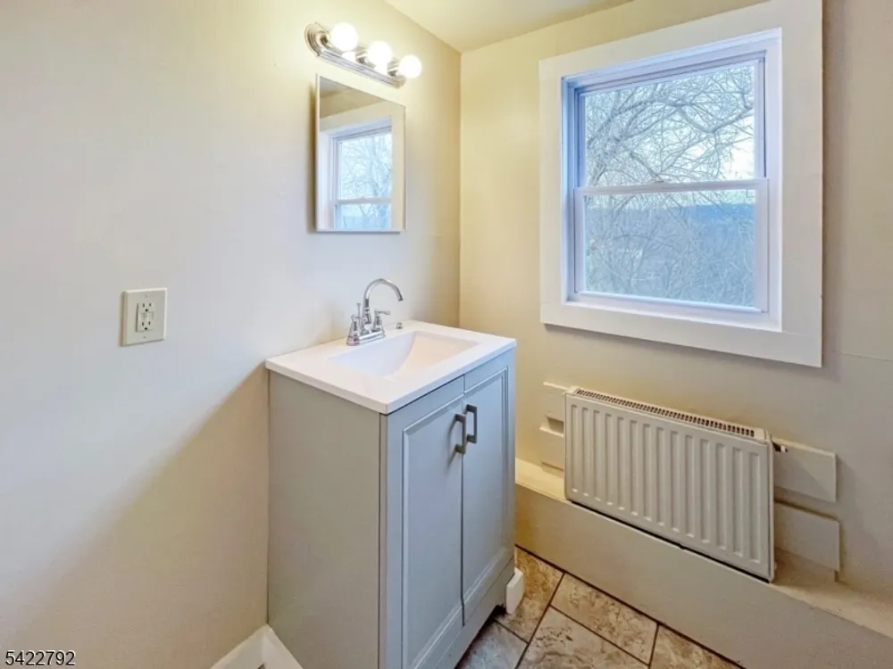 214 Washington St, Phillipsburg, NJ 08865