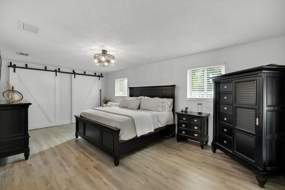 7601 NW 41st St, Coral Springs, FL 33065