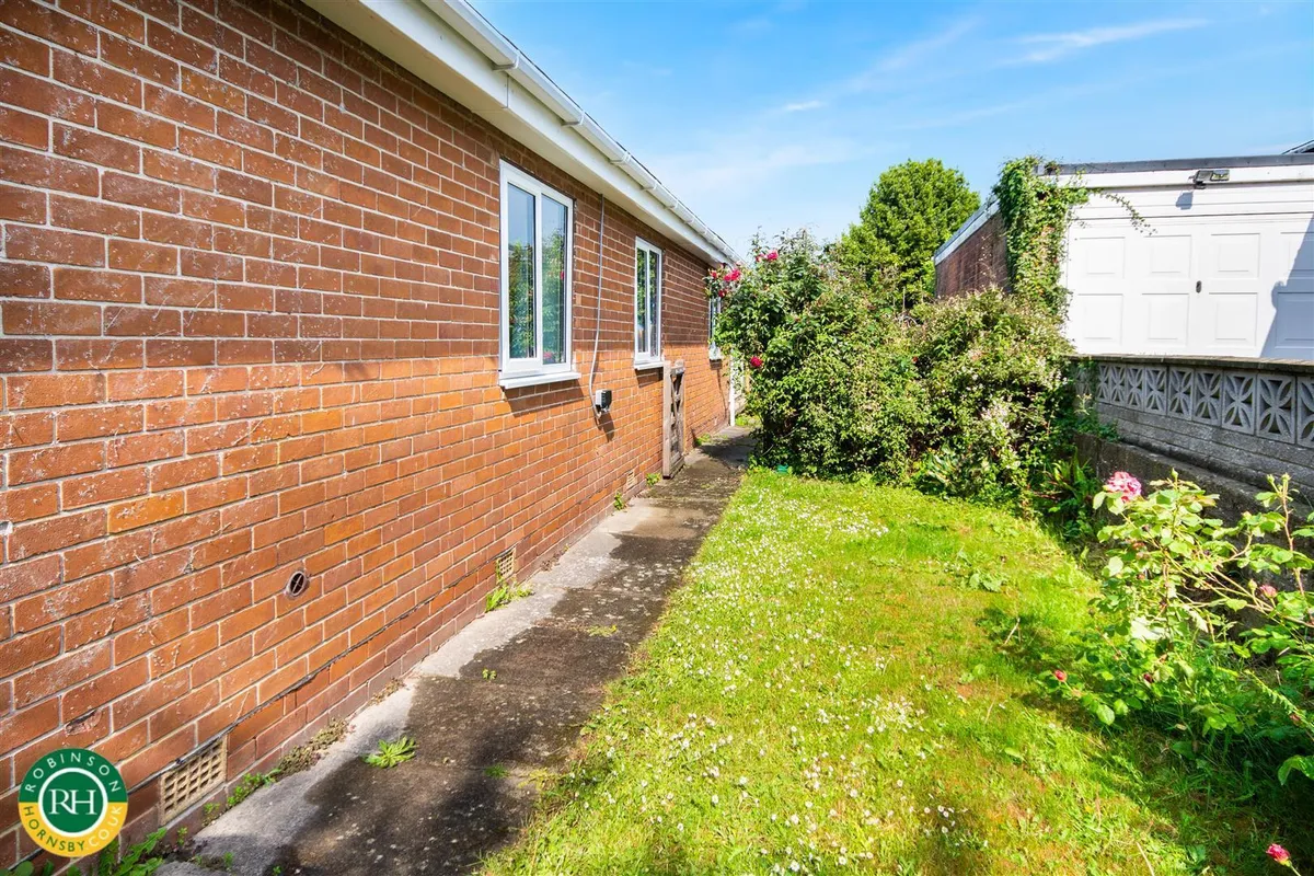 School Walk, Old Edlington, Doncaster