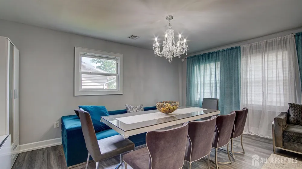 107 Monmouth Rd, Monroe, NJ 08831