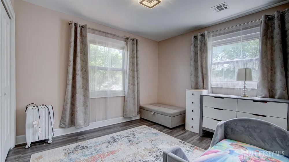 107 Monmouth Rd, Monroe, NJ 08831