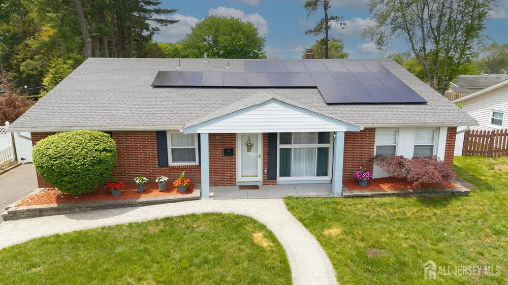 107 Monmouth Rd, Monroe, NJ 08831