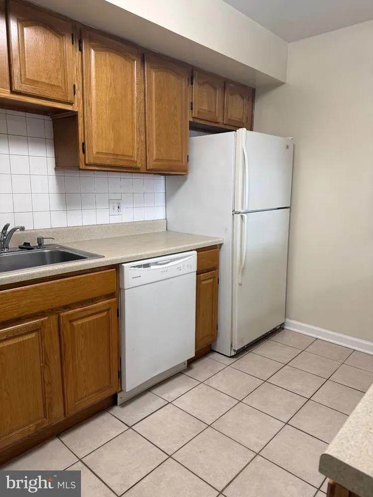 2404 Whitpain Hills, Blue Bell, PA 19422