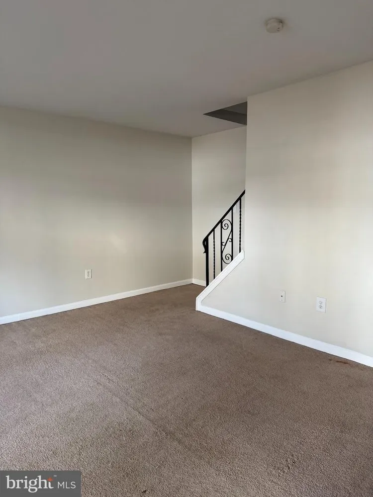 2404 Whitpain Hills, Blue Bell, PA 19422