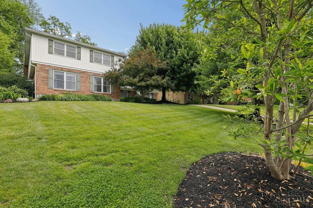 7116 Hamilton Hills Dr, Cincinnati, OH 45244