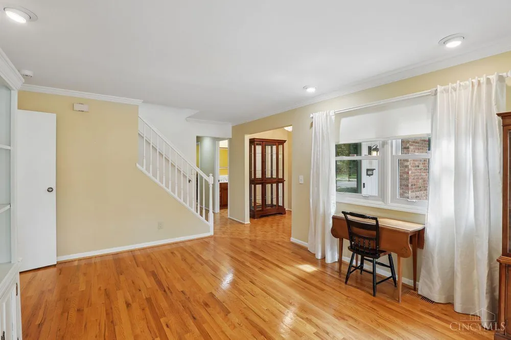 7116 Hamilton Hills Dr, Cincinnati, OH 45244