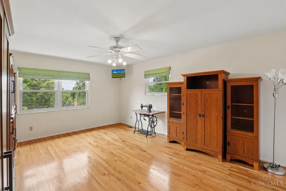 7116 Hamilton Hills Dr, Cincinnati, OH 45244