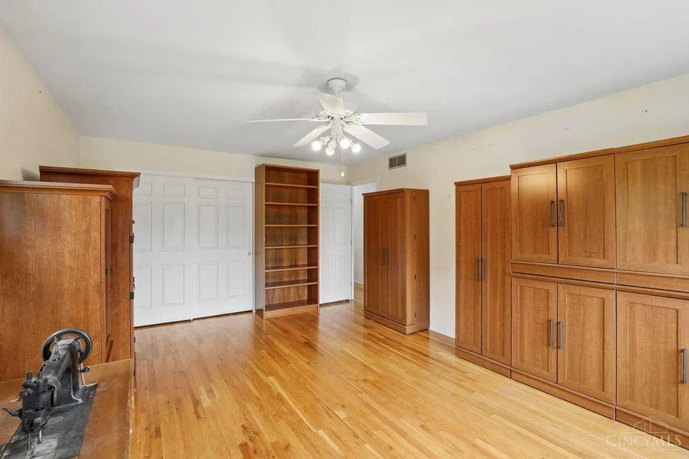 7116 Hamilton Hills Dr, Cincinnati, OH 45244