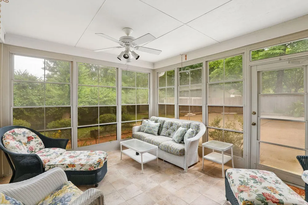 7116 Hamilton Hills Dr, Cincinnati, OH 45244