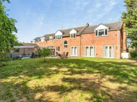 Welland Close, Newark photo
