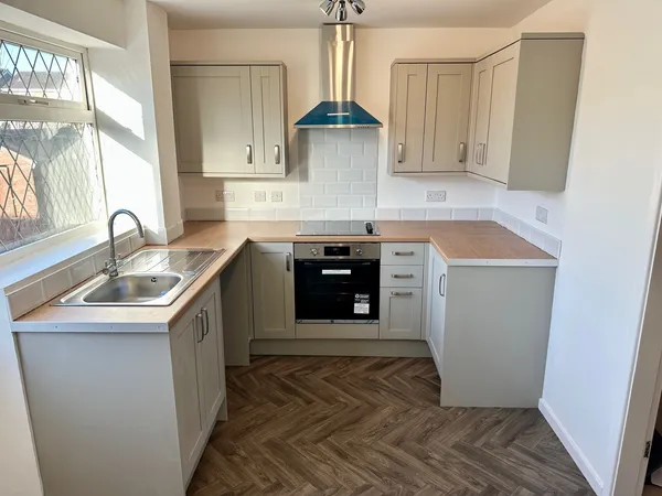Rockwood Crescent, Wakefield