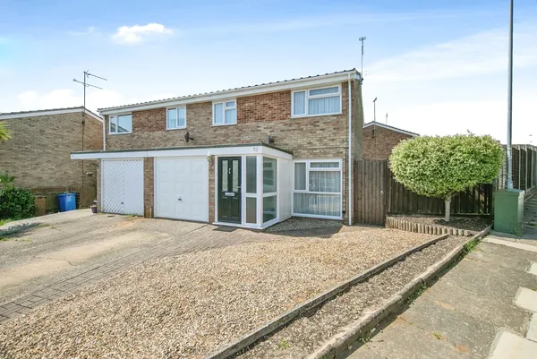 Holcombe Crescent, Ipswich, Suffolk, IP2