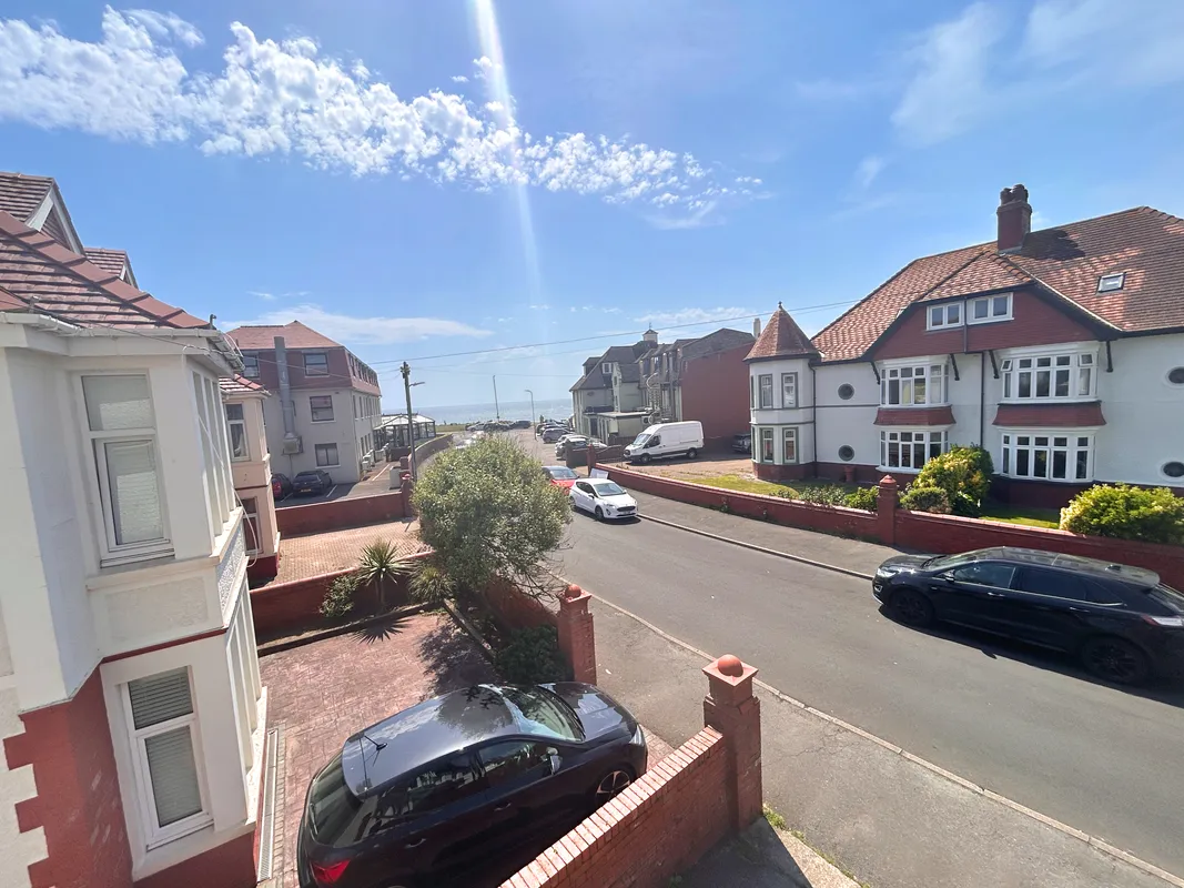 LOUGHER GARDENS, PORTHCAWL, CF36 3BJ