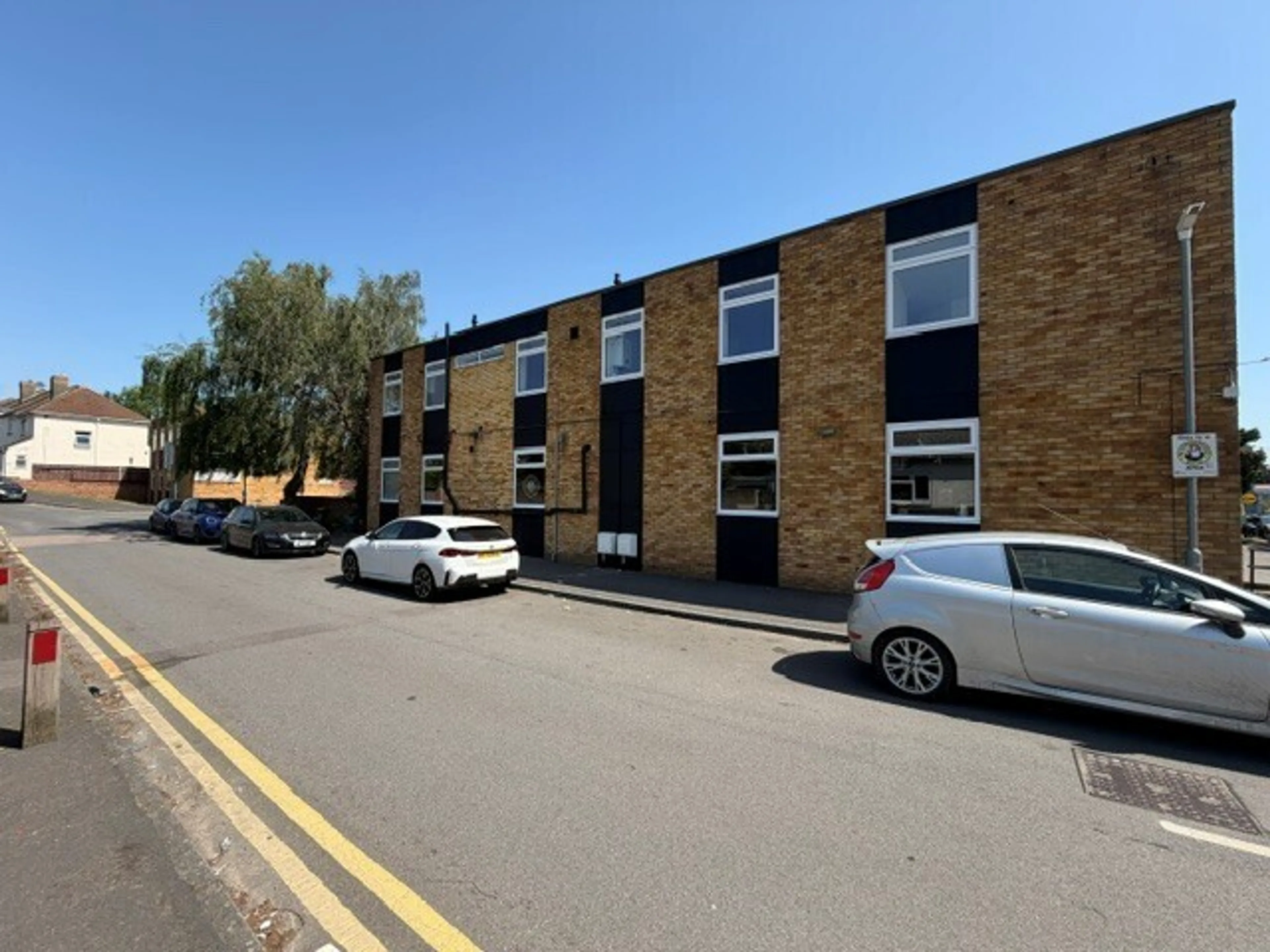 Property photo 0