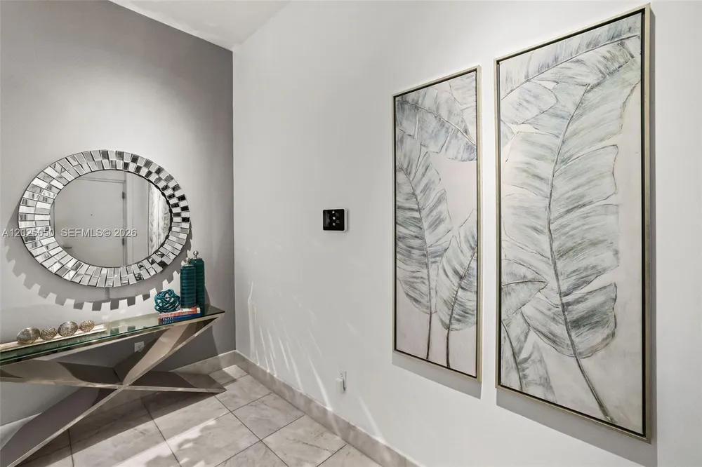 2001 Meridian Ave, Miami Beach, FL 33139