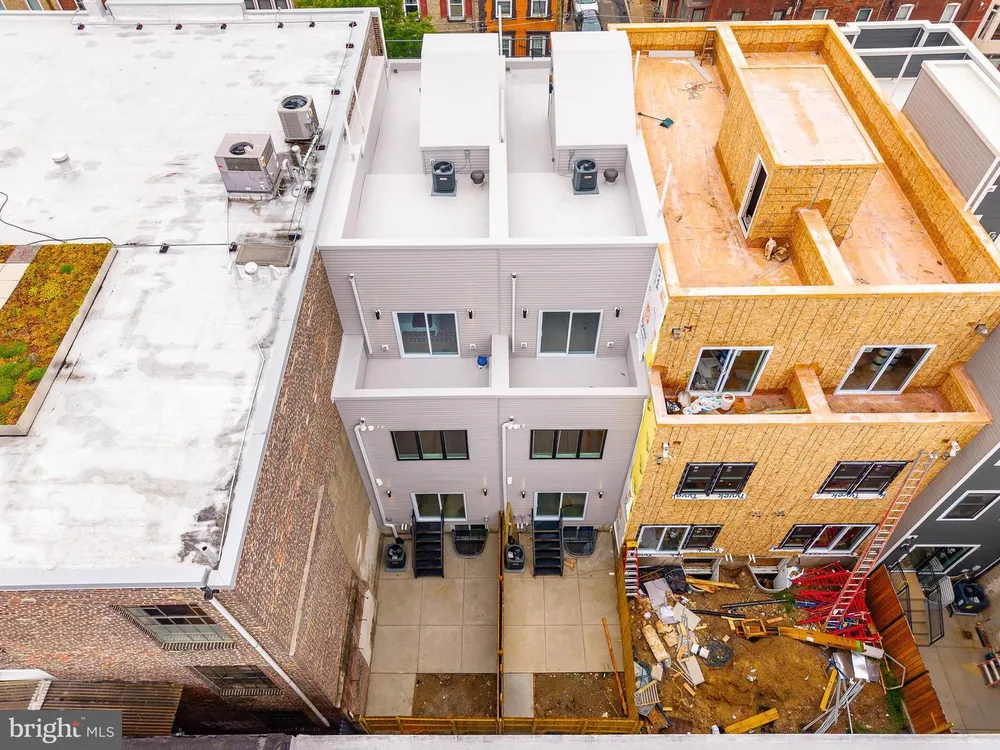 1437 S 8th St, Philadelphia, PA 19147