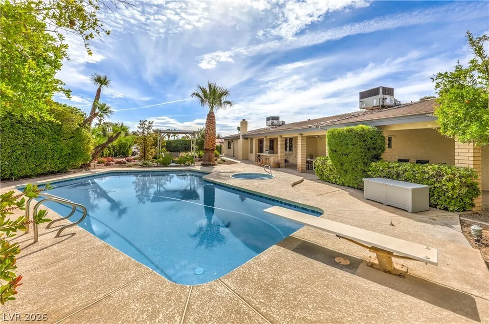 6510 Darby Ave, Las Vegas, NV 89146-6518