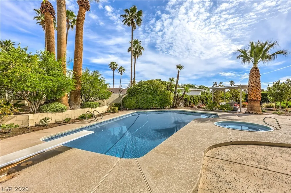 6510 Darby Ave, Las Vegas, NV 89146-6518