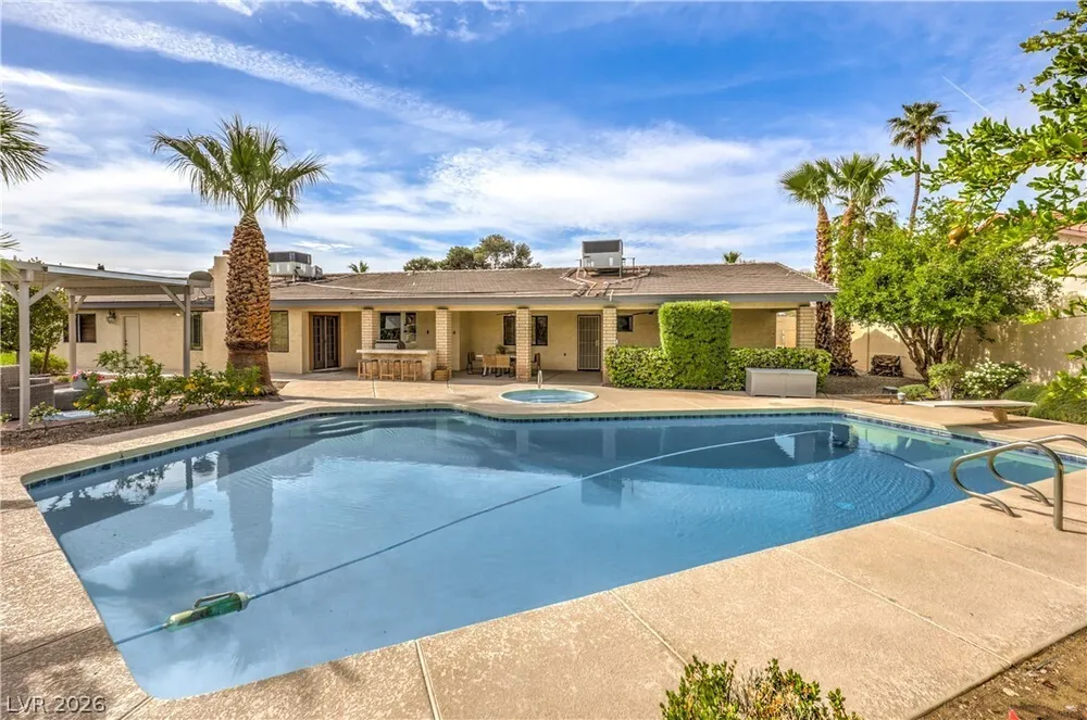 6510 Darby Ave, Las Vegas, NV 89146-6518