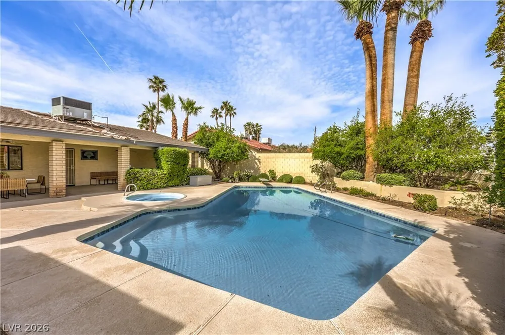 6510 Darby Ave, Las Vegas, NV 89146-6518