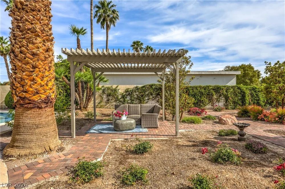 6510 Darby Ave, Las Vegas, NV 89146-6518