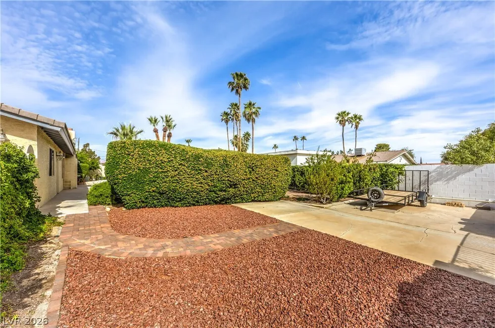 6510 Darby Ave, Las Vegas, NV 89146-6518