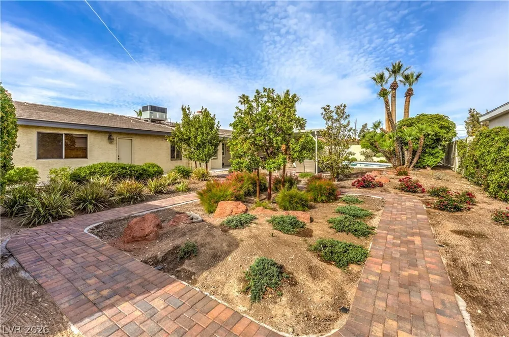 6510 Darby Ave, Las Vegas, NV 89146-6518