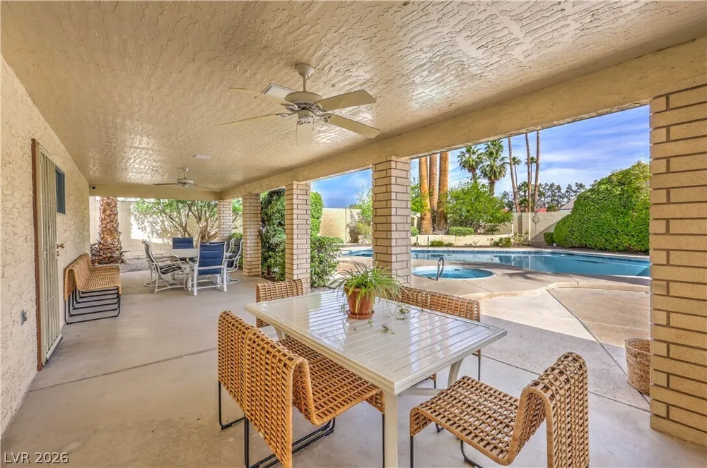 6510 Darby Ave, Las Vegas, NV 89146-6518