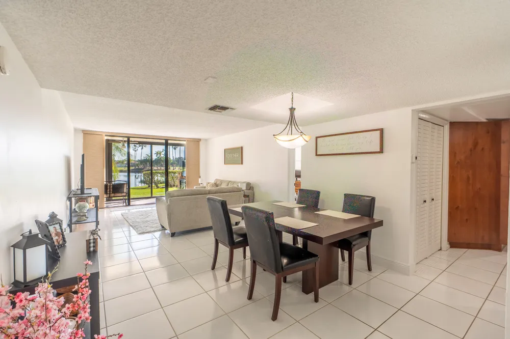 16401 Golf Club Rd, Weston, FL 33326