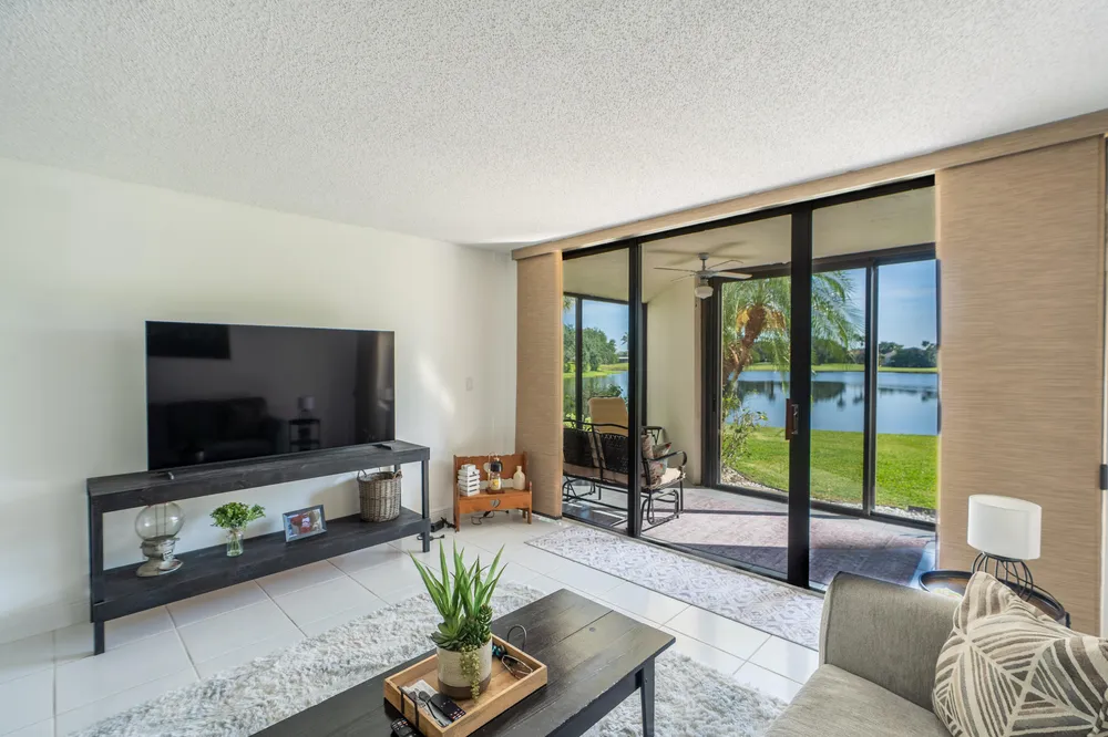16401 Golf Club Rd, Weston, FL 33326