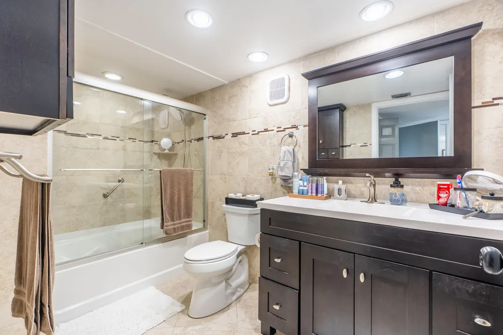 16401 Golf Club Rd, Weston, FL 33326