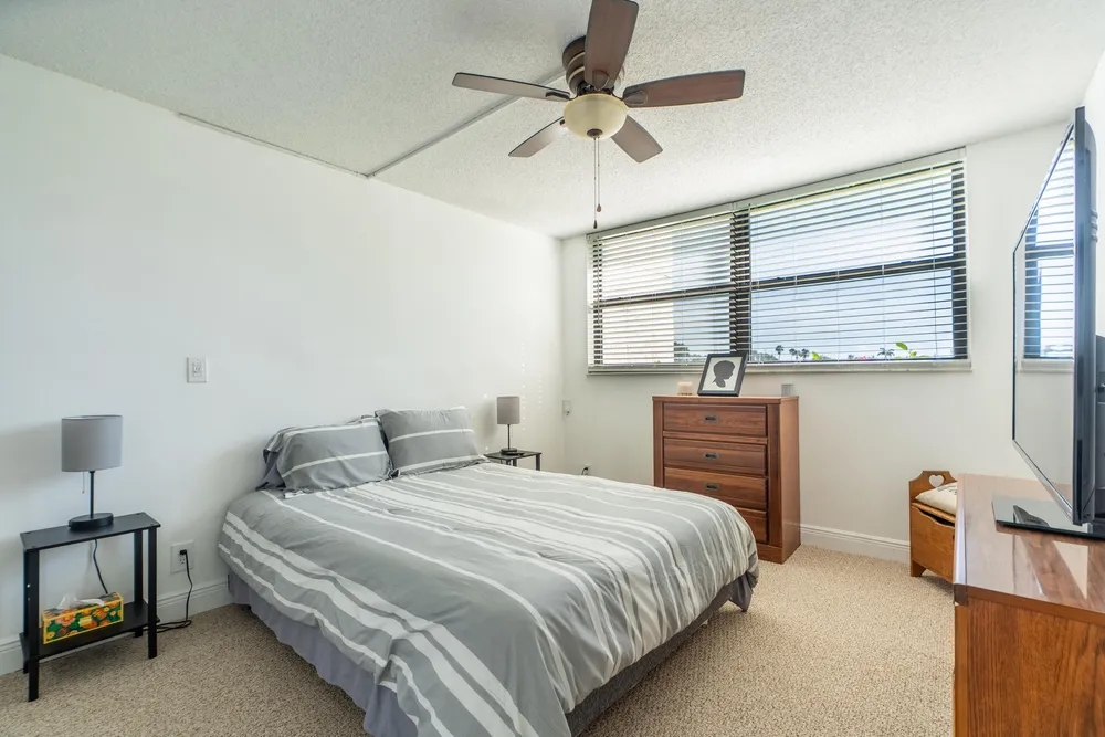 16401 Golf Club Rd, Weston, FL 33326