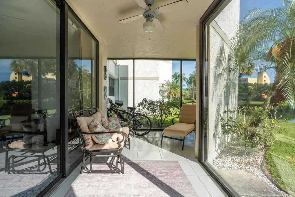 16401 Golf Club Rd, Weston, FL 33326