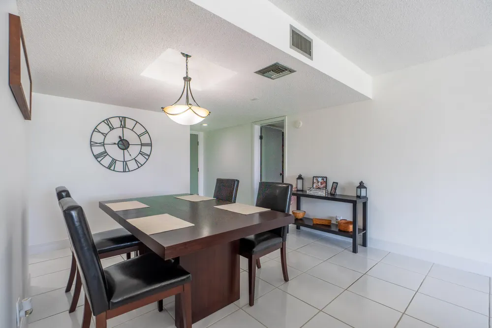 16401 Golf Club Rd, Weston, FL 33326